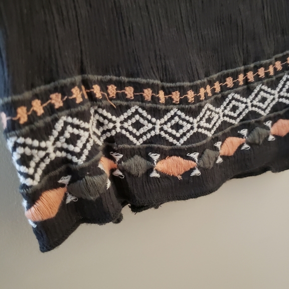 Hollister Size L Navy 3/4 Bell Sleeve Embroidered Cropped Blouse - Picture 5 of 10